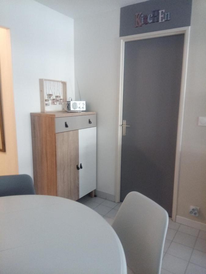 Frejus Plage, Appartement Entier , Piscine,Parking,Plage A 200M Eksteriør bilde